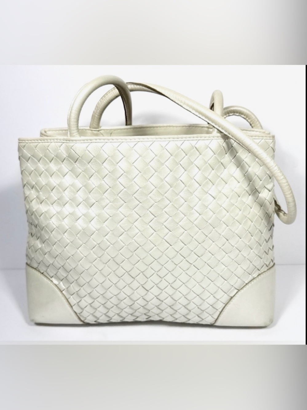 Bottega Veneta Intrecciato Woven Leather Tote Ivory Cream Shoulder Bag Italy